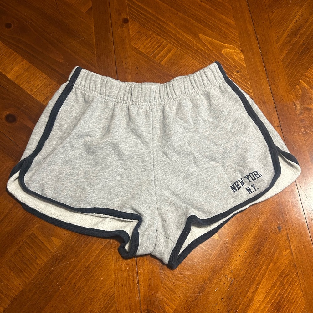 Brandy Melville Gray Women's Shorts